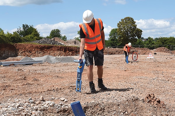 Radiodetection rd8100 locator range keeping you on the right line