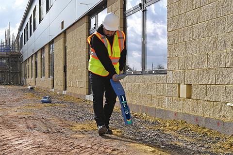 RD8200e Cable and Pipe Locator